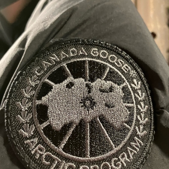 Byward Parka Black Label Canada Goose - Picture 3 of 7